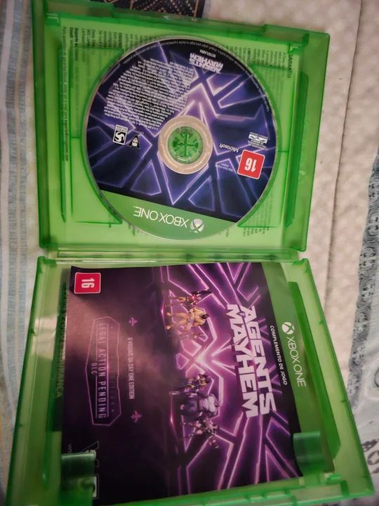 Jogo Agents of Mayhem para Xbox One usado - Foto 3