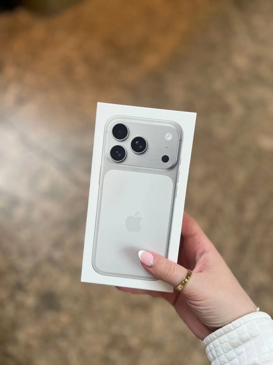 Apple iPhone 17pro maxシルバー Comprar iPhone 17 Pro Max de 256 GB – Prateado - Apple (BR)