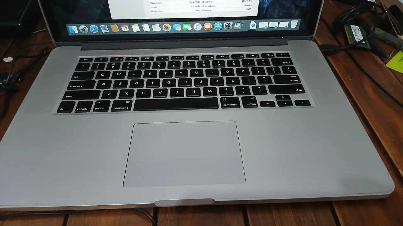 macbook i7 8gb macbook i7 8gb