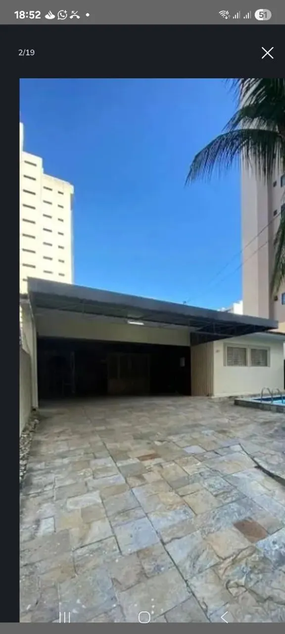 Toldo de Lona com Estrutura Metálica