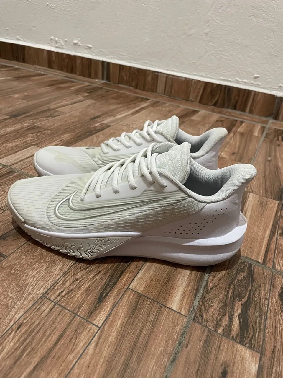 Tênis Nike Precision 7 Branco