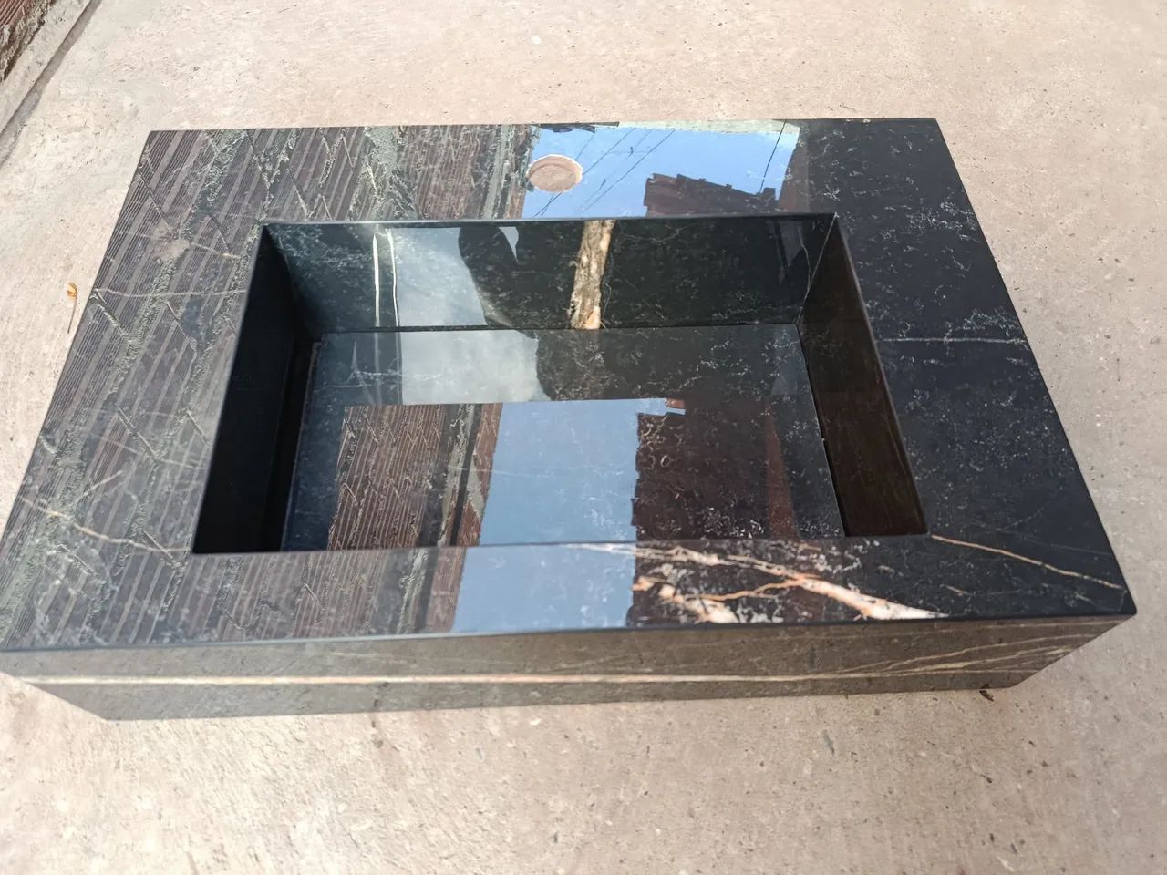Black Streaked Porcelain Sink 60x40