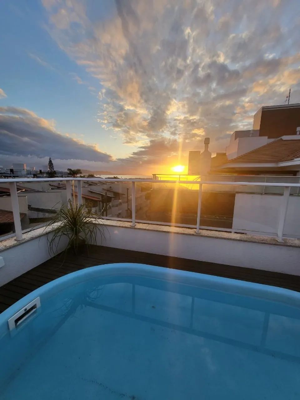 COBERTURA NA BEIRA DA PRAIA COM PISCINA - Foto 4