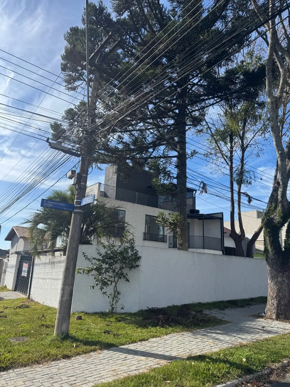 Sobrado bairro alto 3 quartos com quintal abaixo do preço de mercado direto proprietário