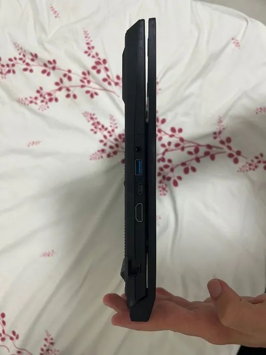 MSI KATANA 15 - Foto 4