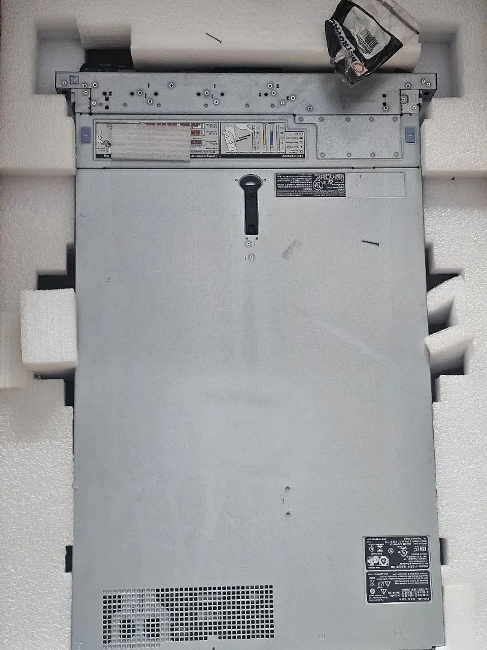 Servidor Dell PowerEdge R330 - Xeon E3, 32GB RAM, 4 SSDs - Pronto para uso - Foto 2