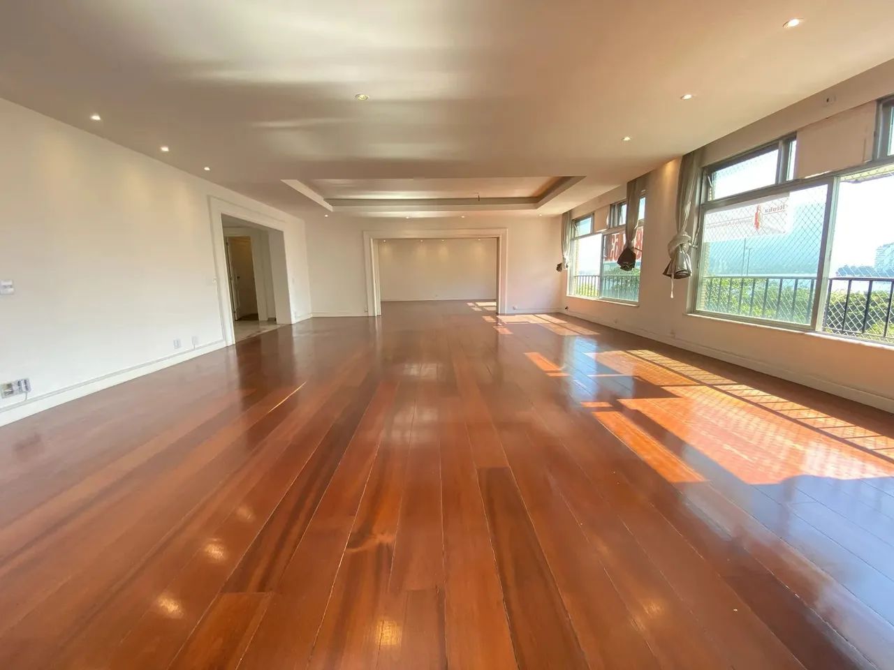 Apartamento para Aluguel com 389m2 4 Quartos 1 Suíte 2 Vagas em Ipanema/Lagoa - Foto 5