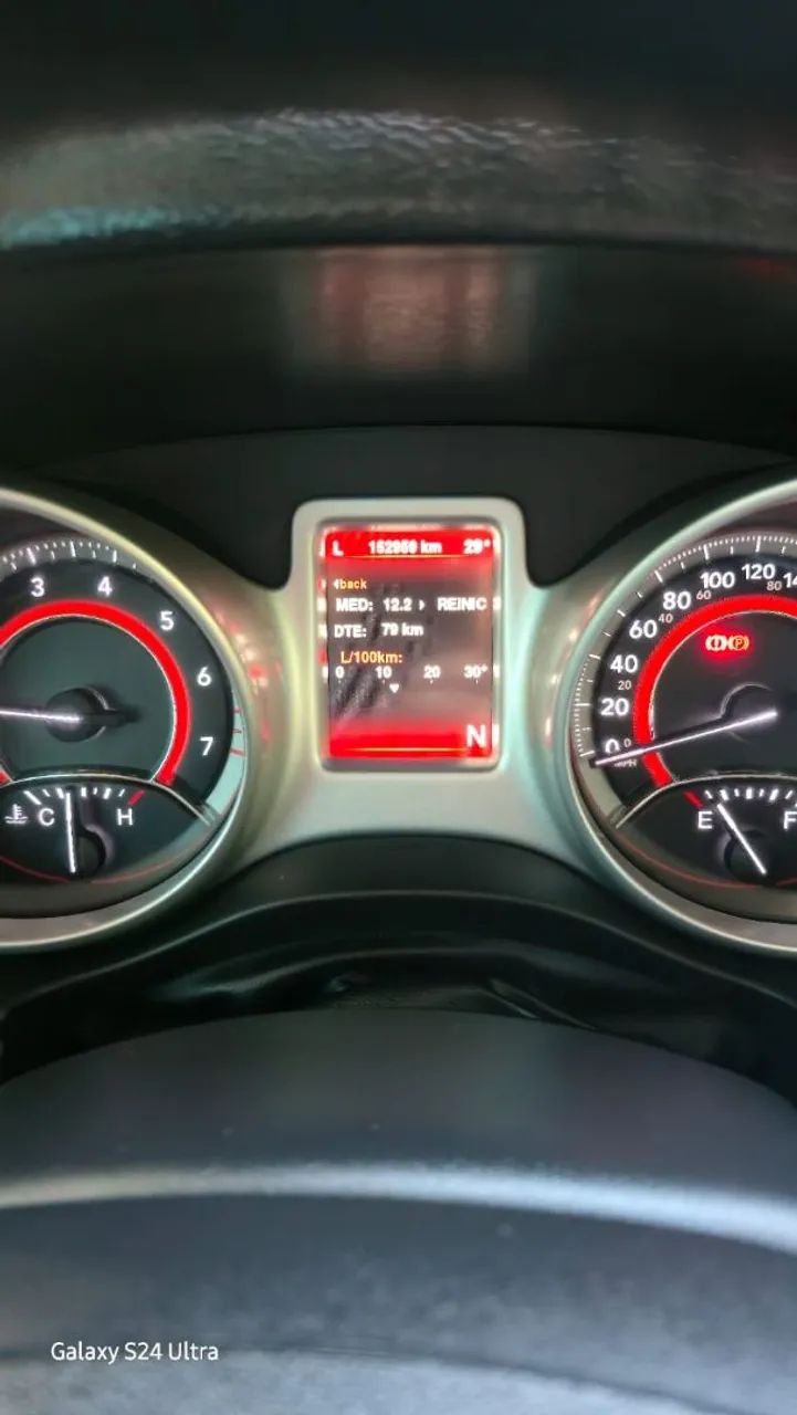 Fiat Freemont 2.4 16V 5P Aut. 2015 - Foto 2