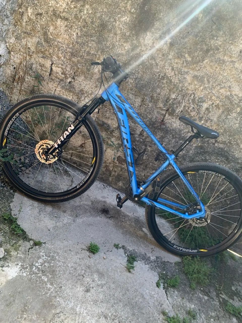 Bike aro 29, freio hidráulico, peças shimano