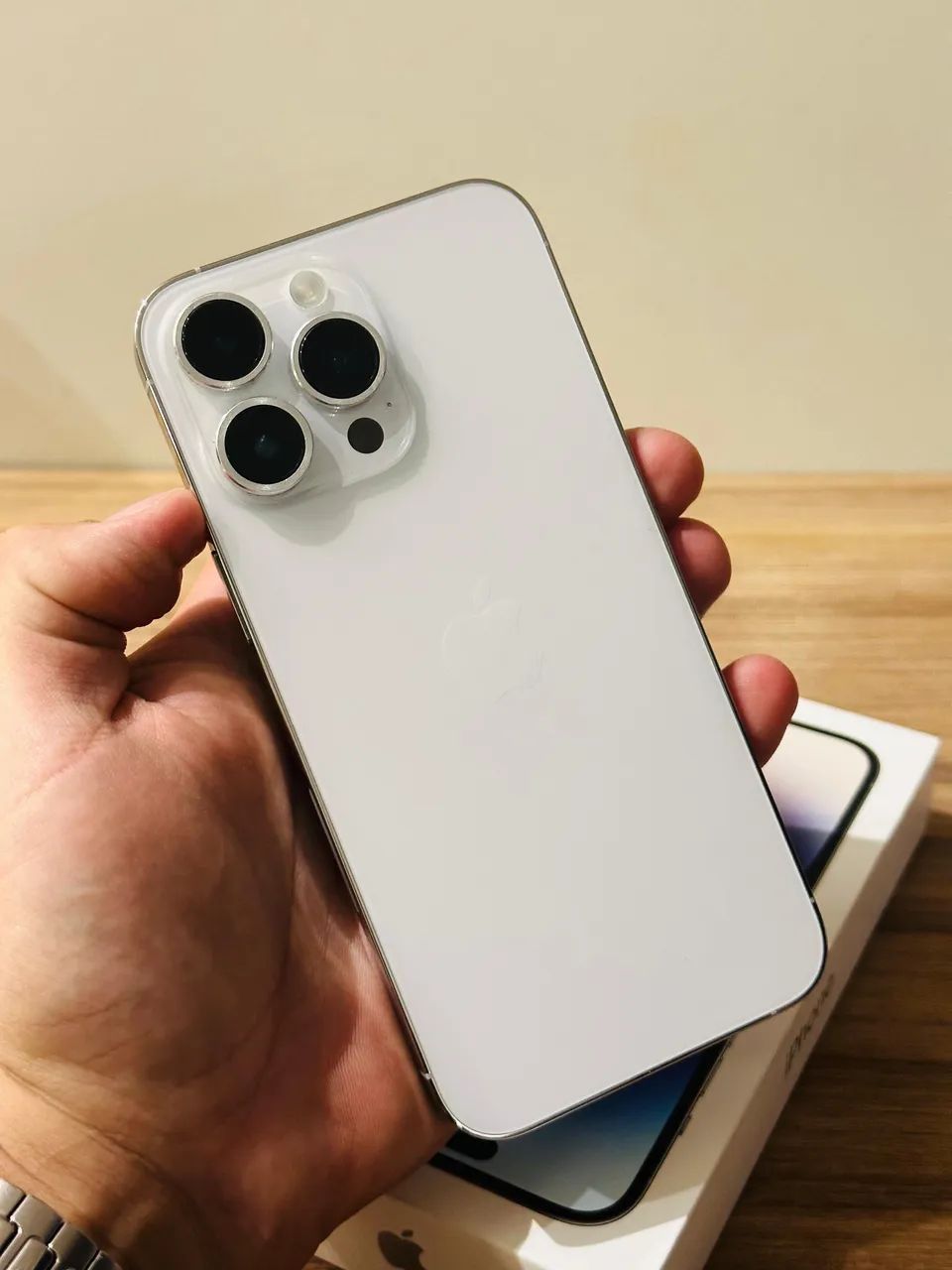 iPhone 14 Pro Max + Caixa Todo Original - Celulares e Smartphones