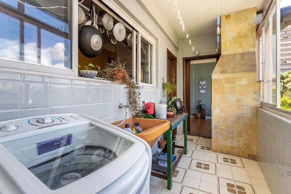 Apartamento com 186 metros 4 quartos 1 vaga no bairro Rio Branco em Porto Alegre - RS - Foto 16