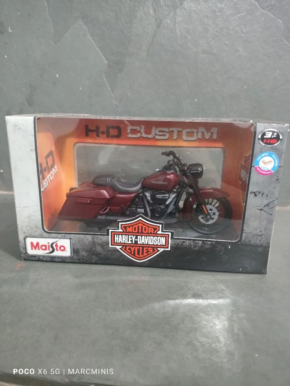 Miniatura Moto Harley Davidson Road King Special 2017 1:18