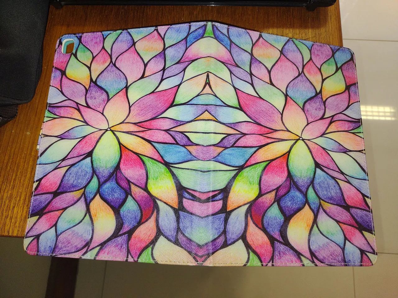 Capa Tablet 7polegadas, cor preta, bom estado. E outros. - Foto 4