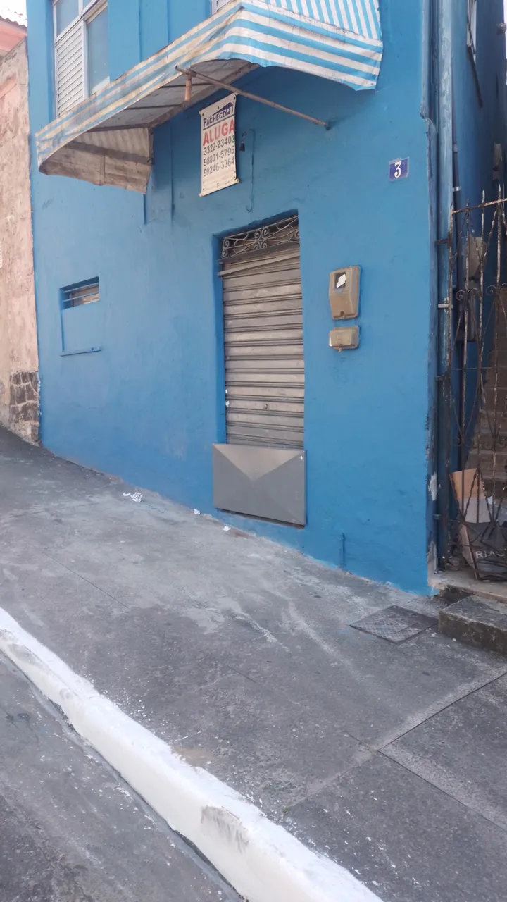 Ponto comercial/Loja/Box para aluguel possui 8 metros quadrados em Liberdade - Salvador -