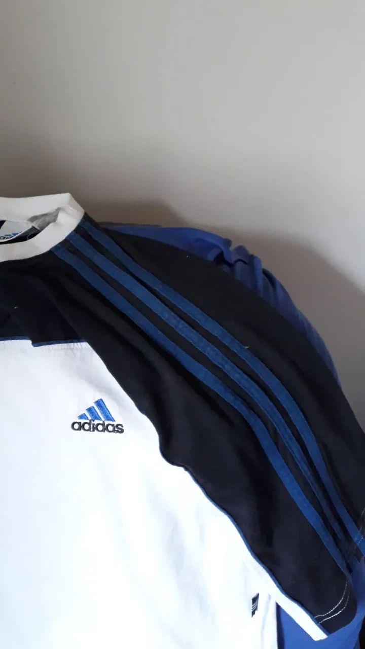 Camiseta Adidas Branca e Azul - Foto 2