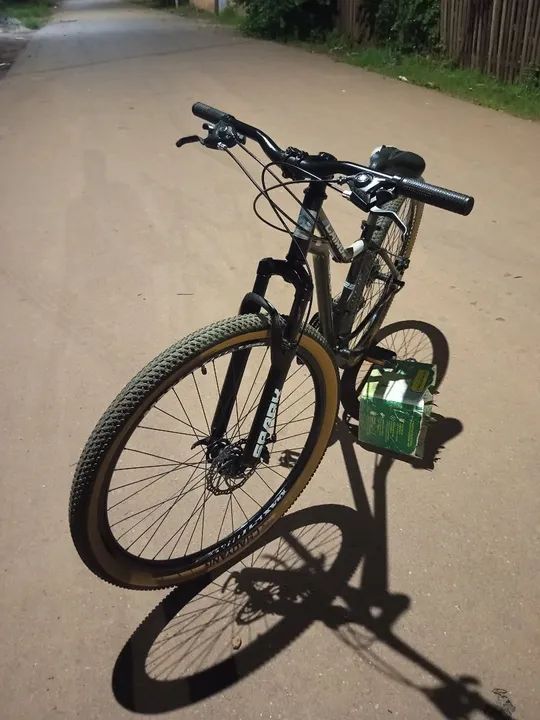 Vende-se essa bicicleta cairu 