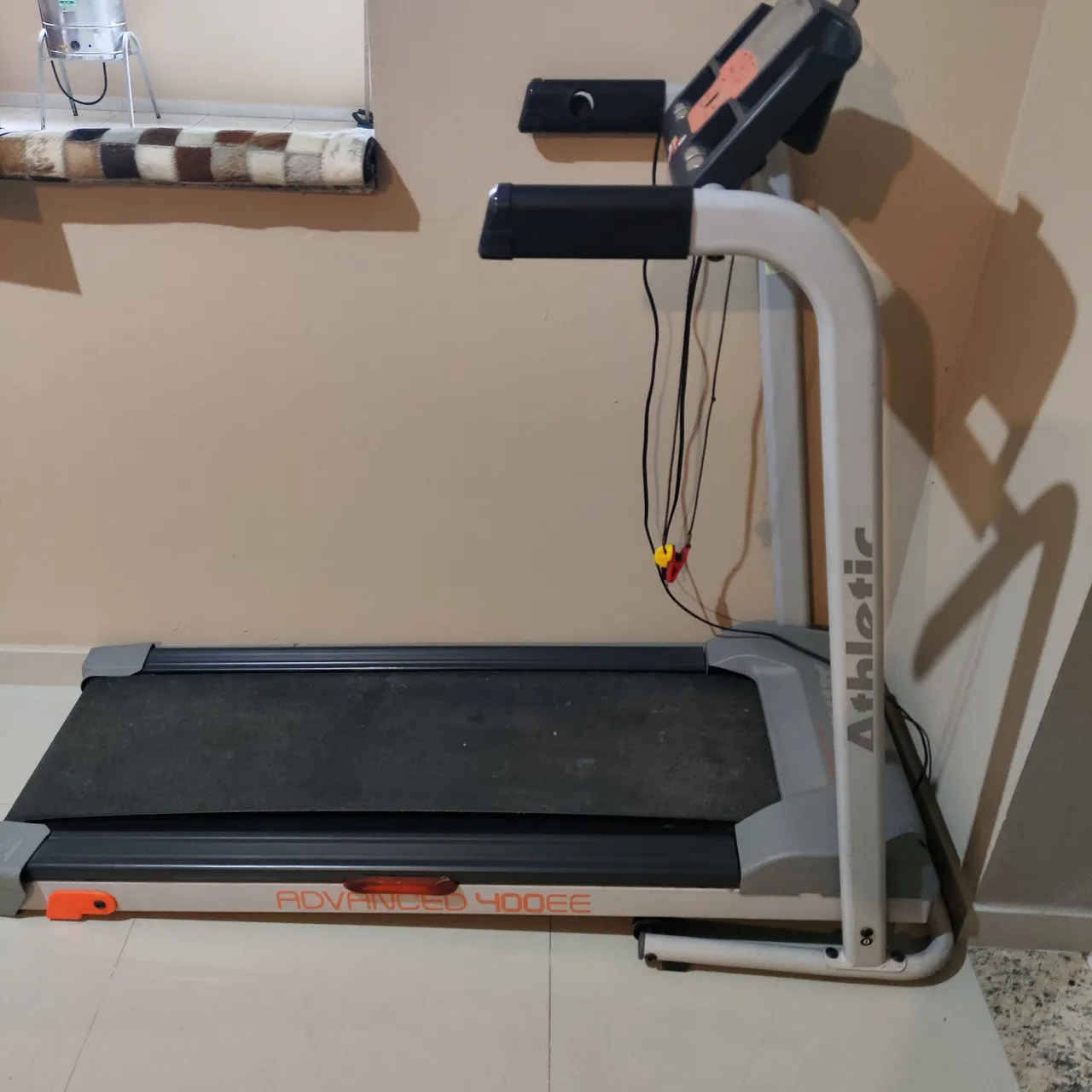 Esteira Athletic Advanced 400EE