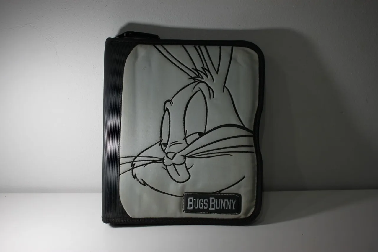 Fichário antigo Pernalonga | Looney Tunes | anos 2000 | Campinas/SP