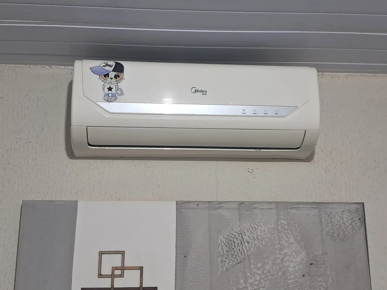 Ar Condicionado Midea 9000 BTUs - Impecável!