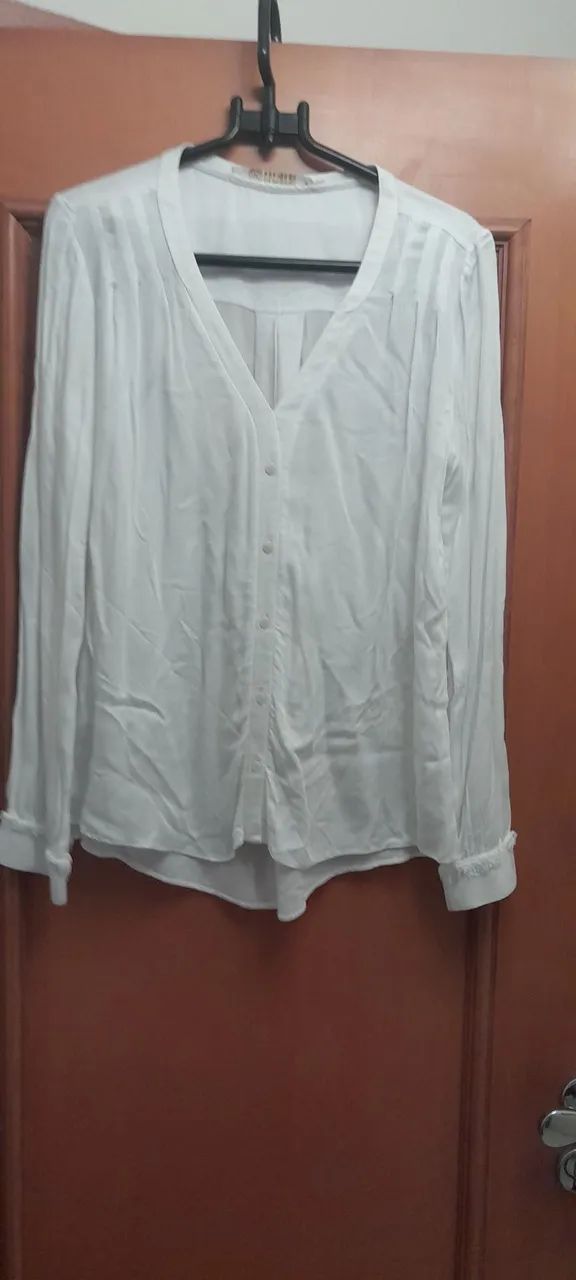 Camisa branca feminina