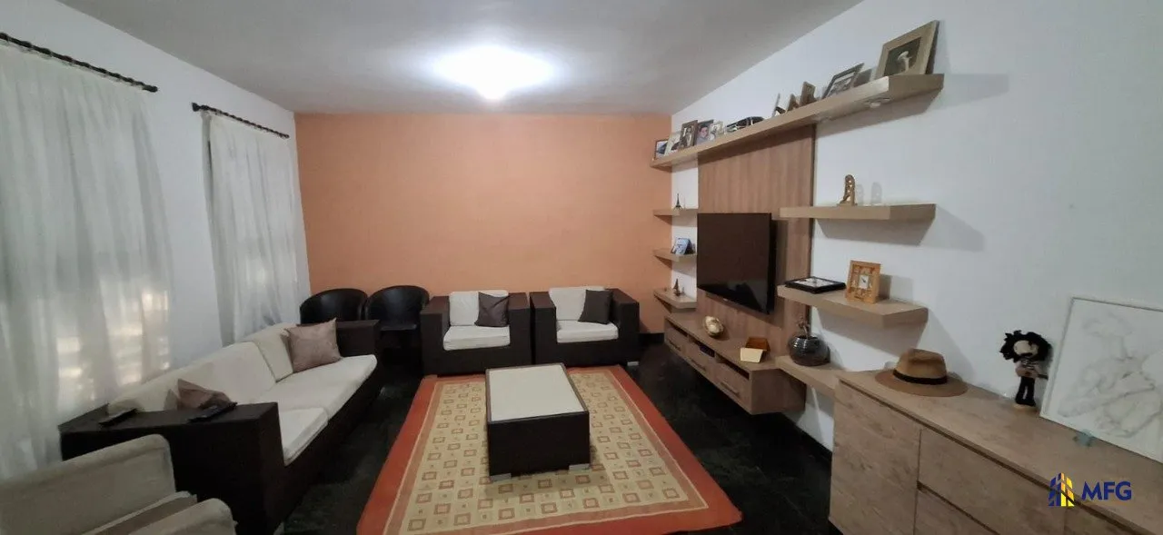 Sobrado à Venda em Sorocaba - Zona Norte