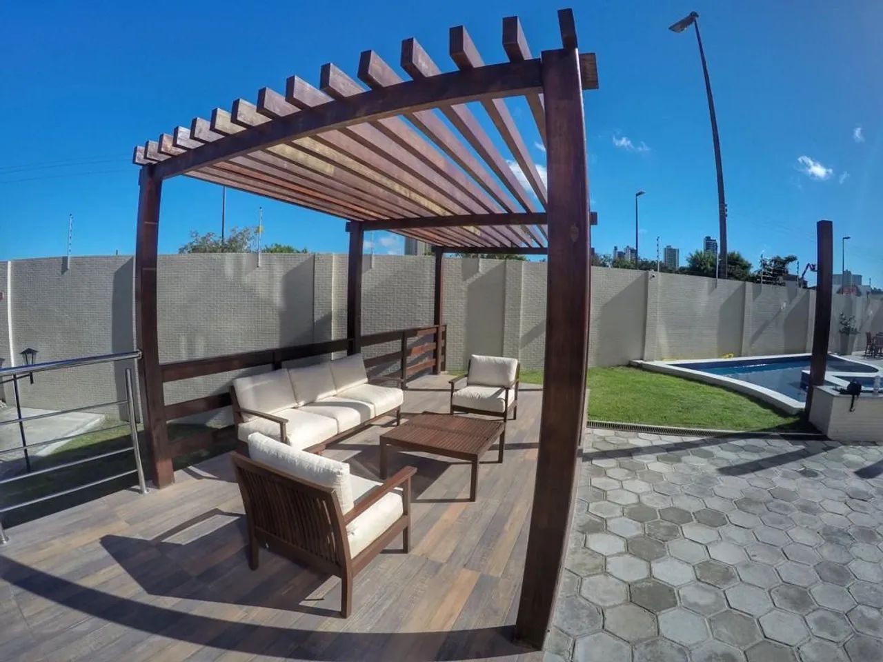 Excelente apartamento com 3 quartos no Catolé - Com área de lazer completa - Foto 3