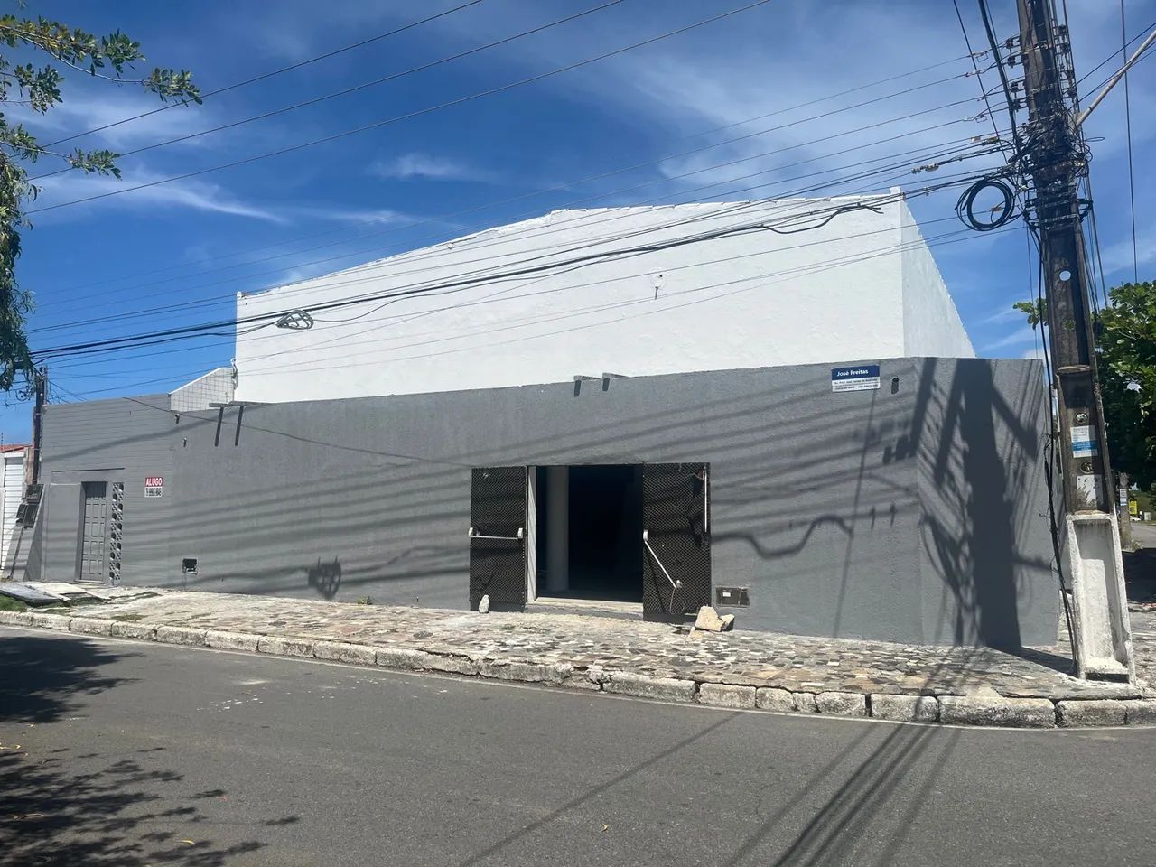 Alugo Galpão Comercial Coroa do Meio  - Foto 2