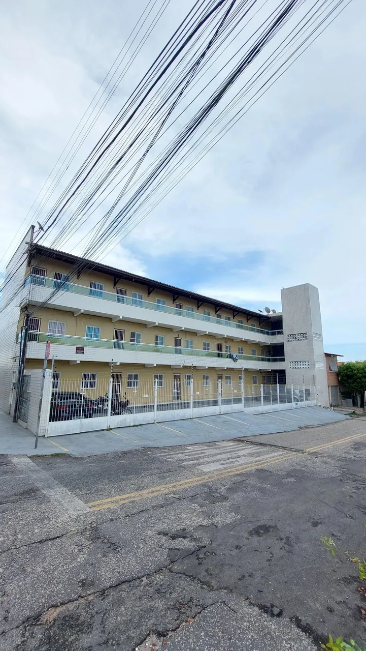 Alugo apartamento no Antônio Bezerra - Fortaleza - CE