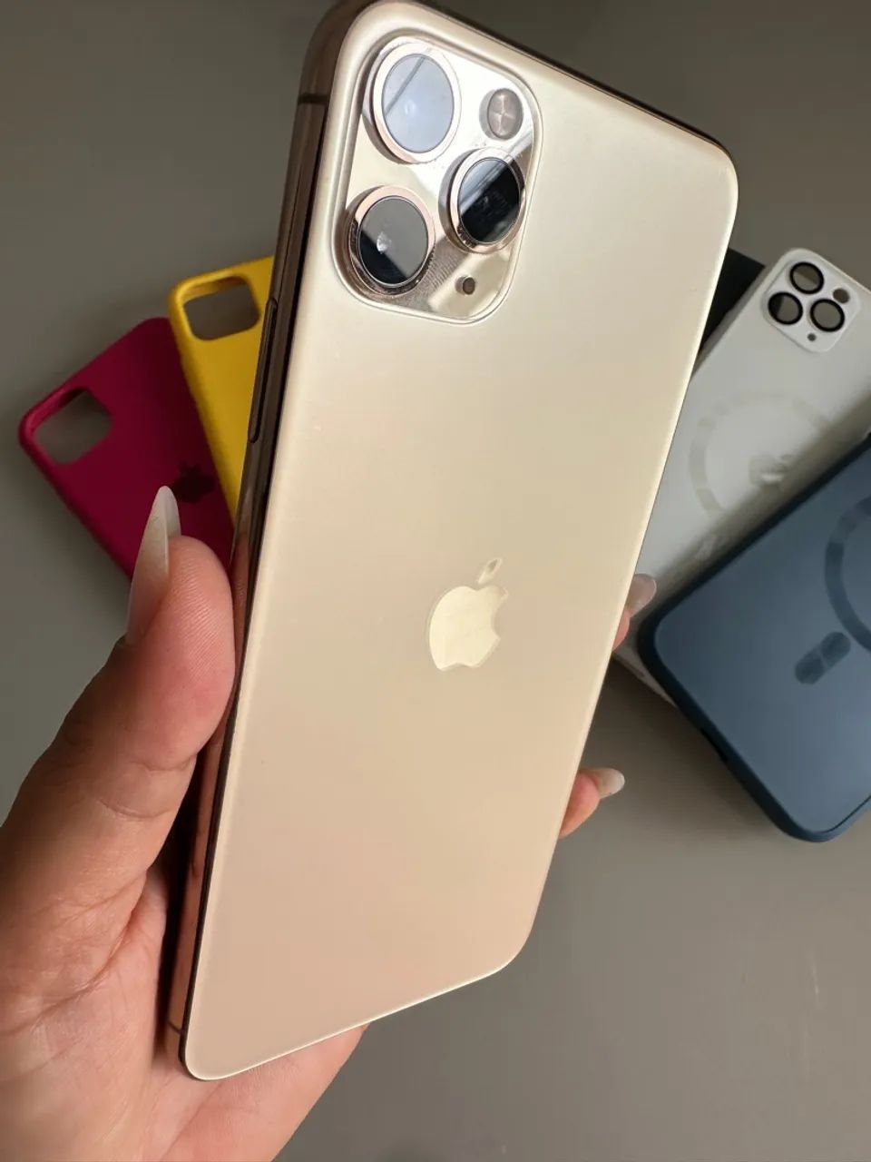 iPhone 11 Pro Max Gold - 256Gb  - Foto 3