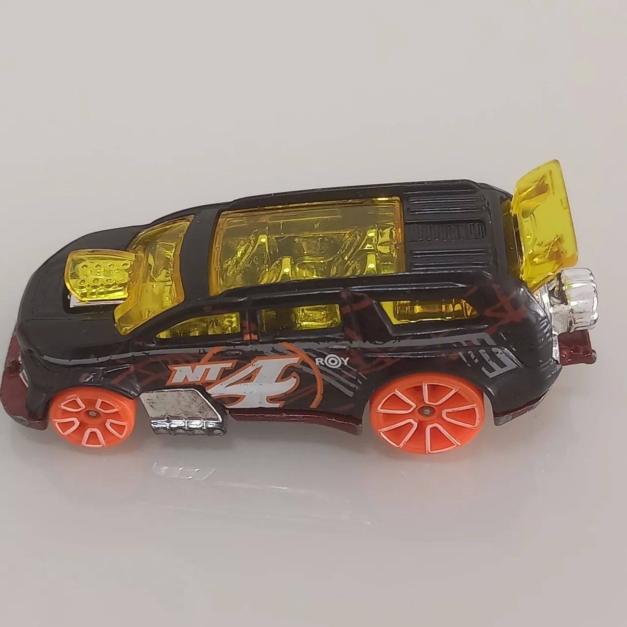 Miniatura Hot Wheels - Carro Tuning - Foto 4