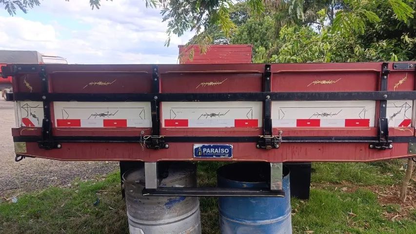 Carroceria para caminhão Truck semi-nova 8,5 - Foto 7