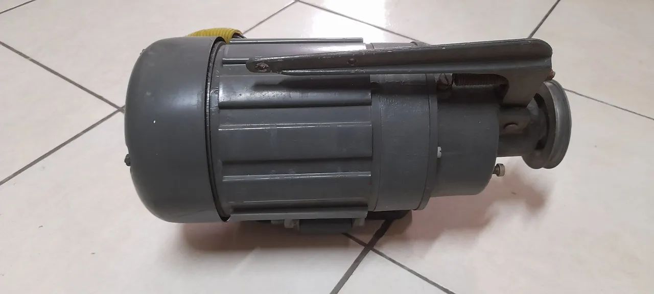 Motor WEG monofásico para máquina de costura - Foto 2