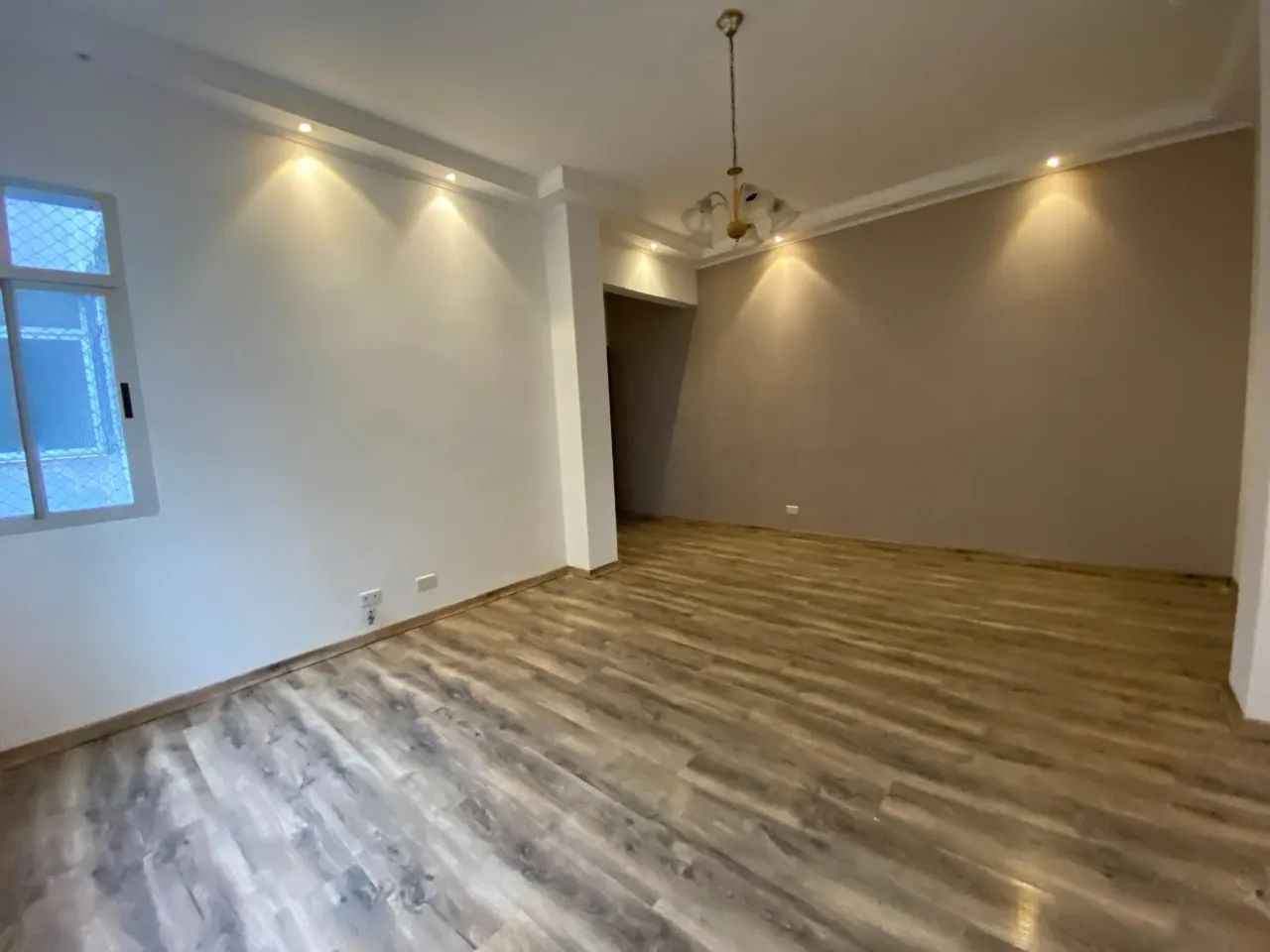 Apartamento com 3 Quartos para Locação no Centro de Curitiba - Sem Fiador - Foto 3