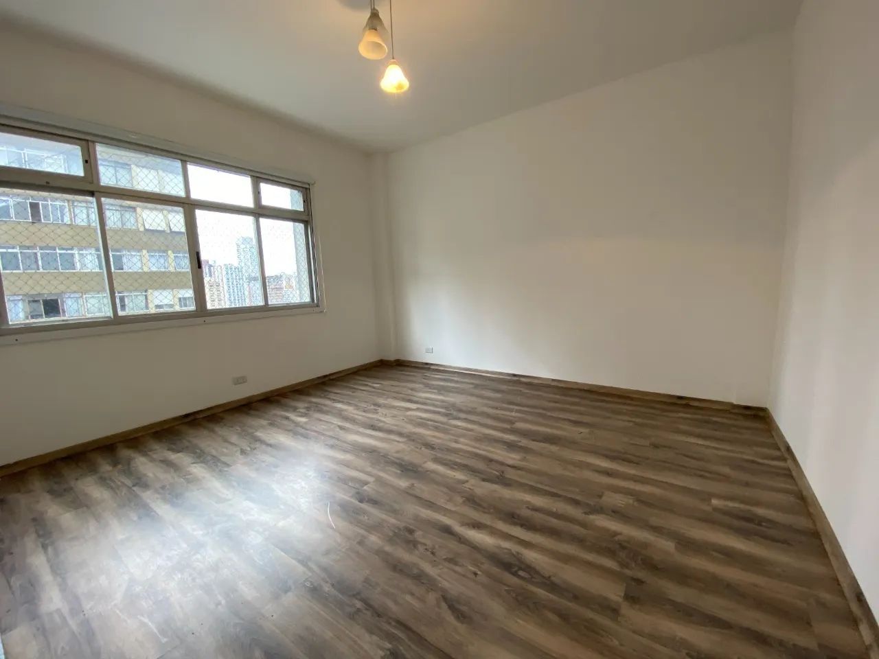 Apartamento com 3 Quartos para Locação no Centro de Curitiba - Sem Fiador - Foto 5