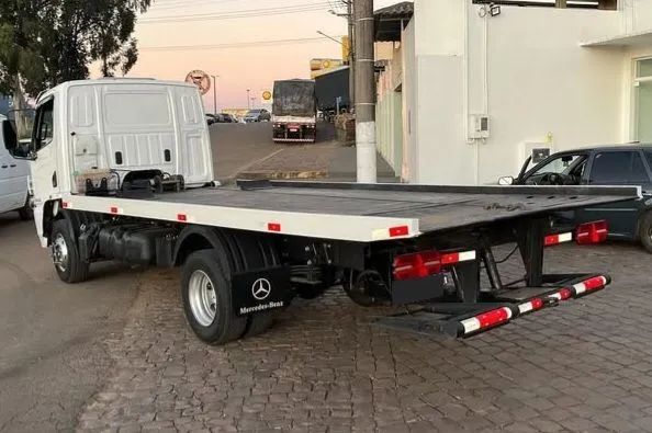 Accelo 1016 guincho plataforma ano 2017 - Foto 2