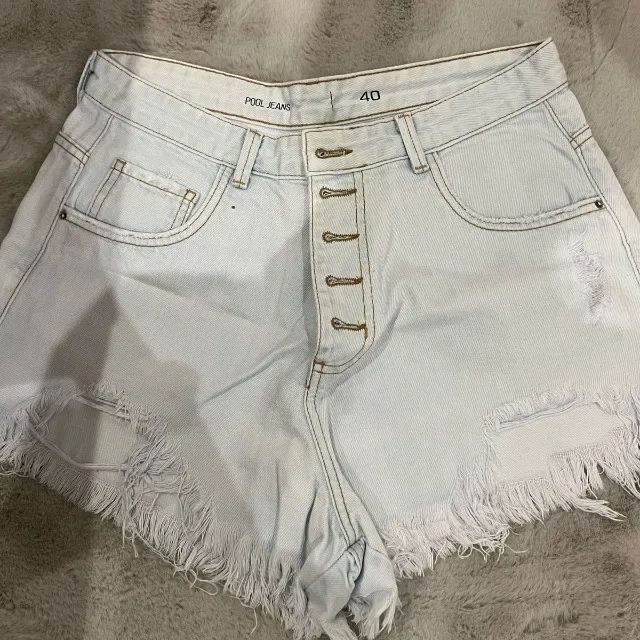 Short jeans tamanho 40