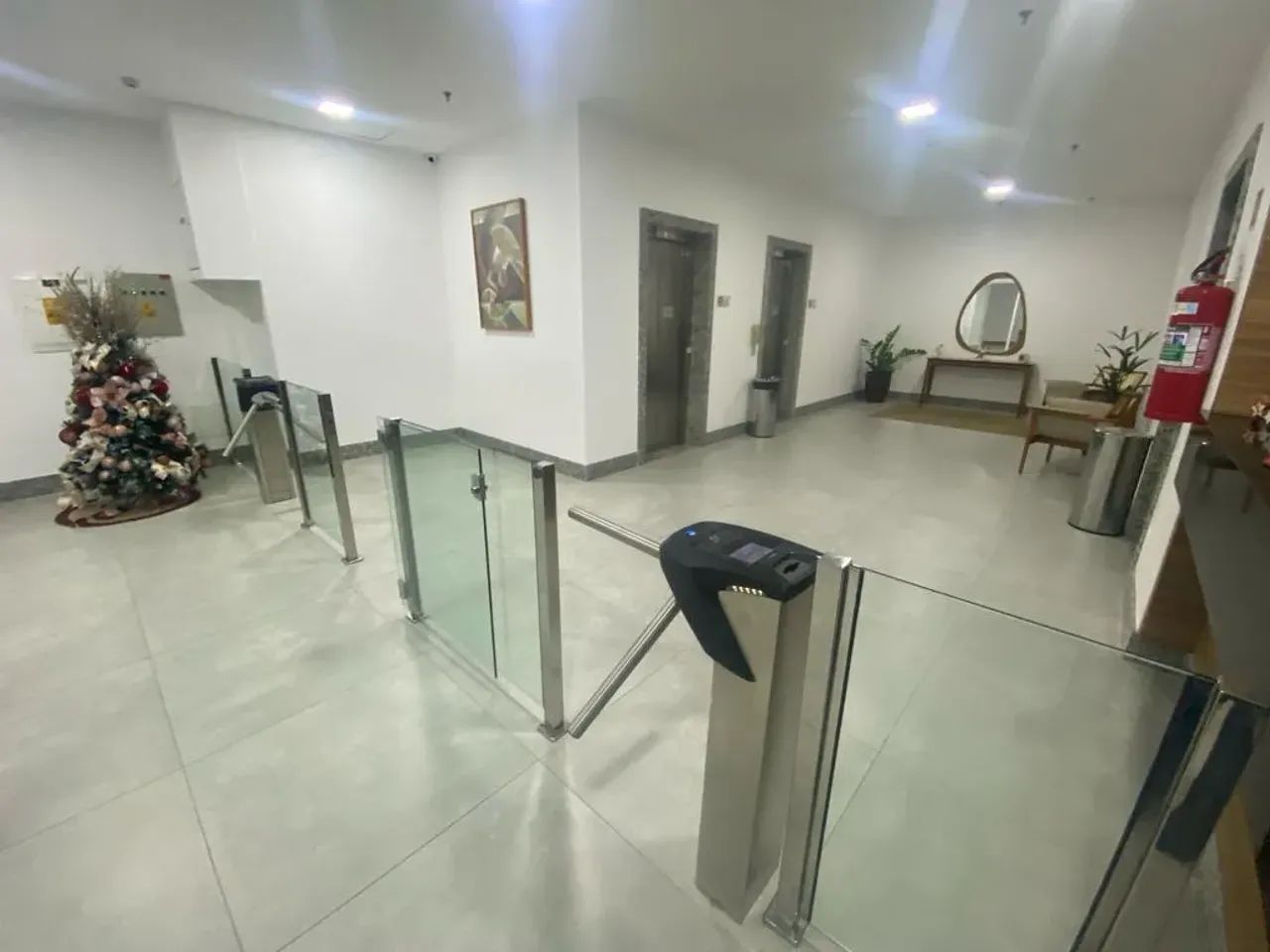 VENDO SALA COMERCIAL DE 28M² DOCUMENTAÇÃO OK, ACEITA FINANCIAMENTO BANCARIO - Foto 3