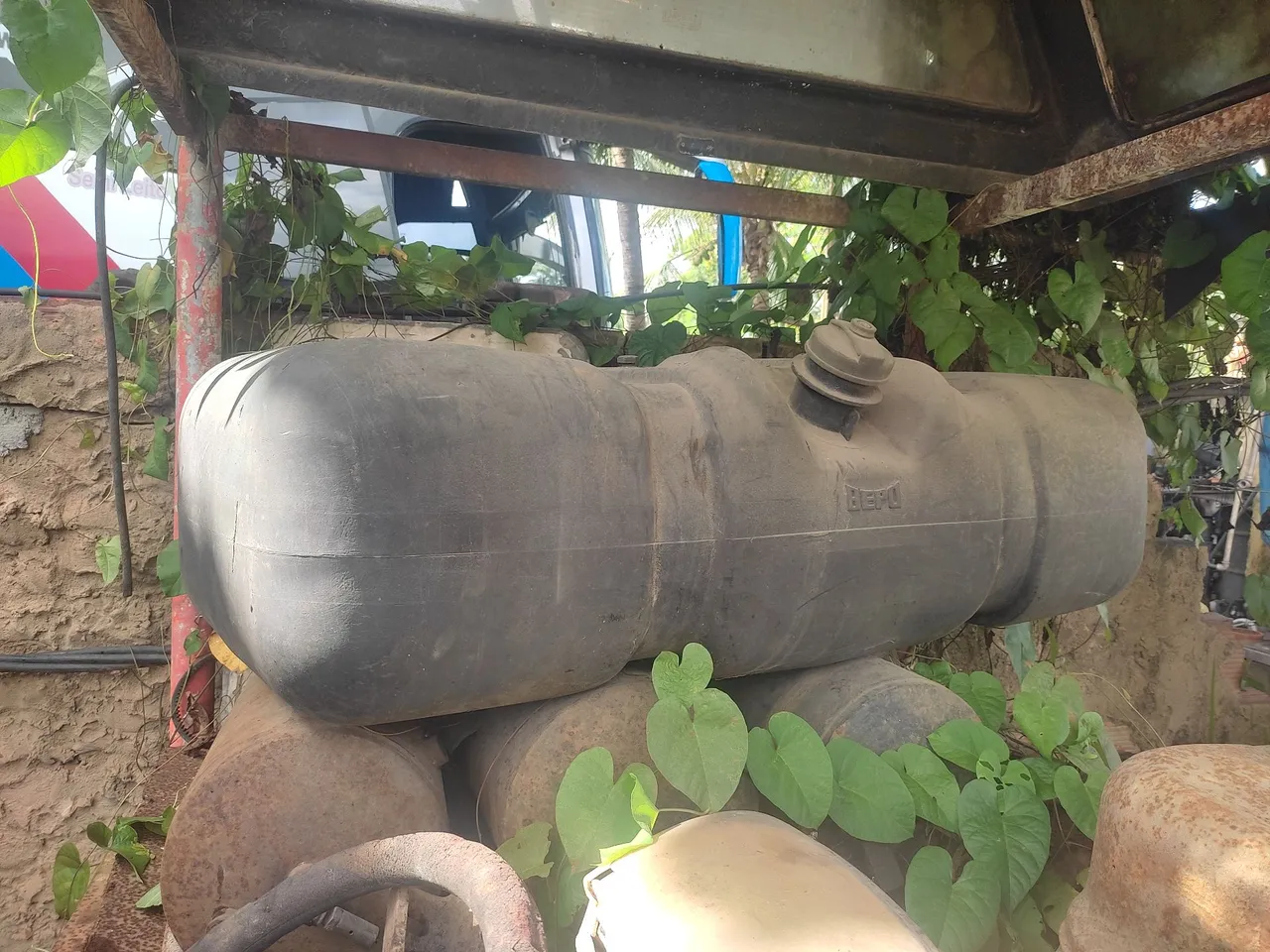 Tanque de combustível para caminhão