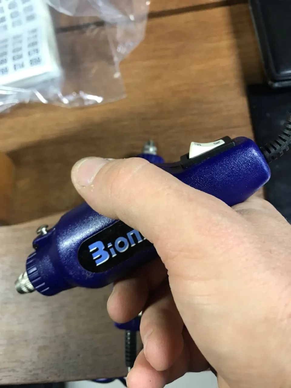 Mini furadeira para eletrônica - Foto 3