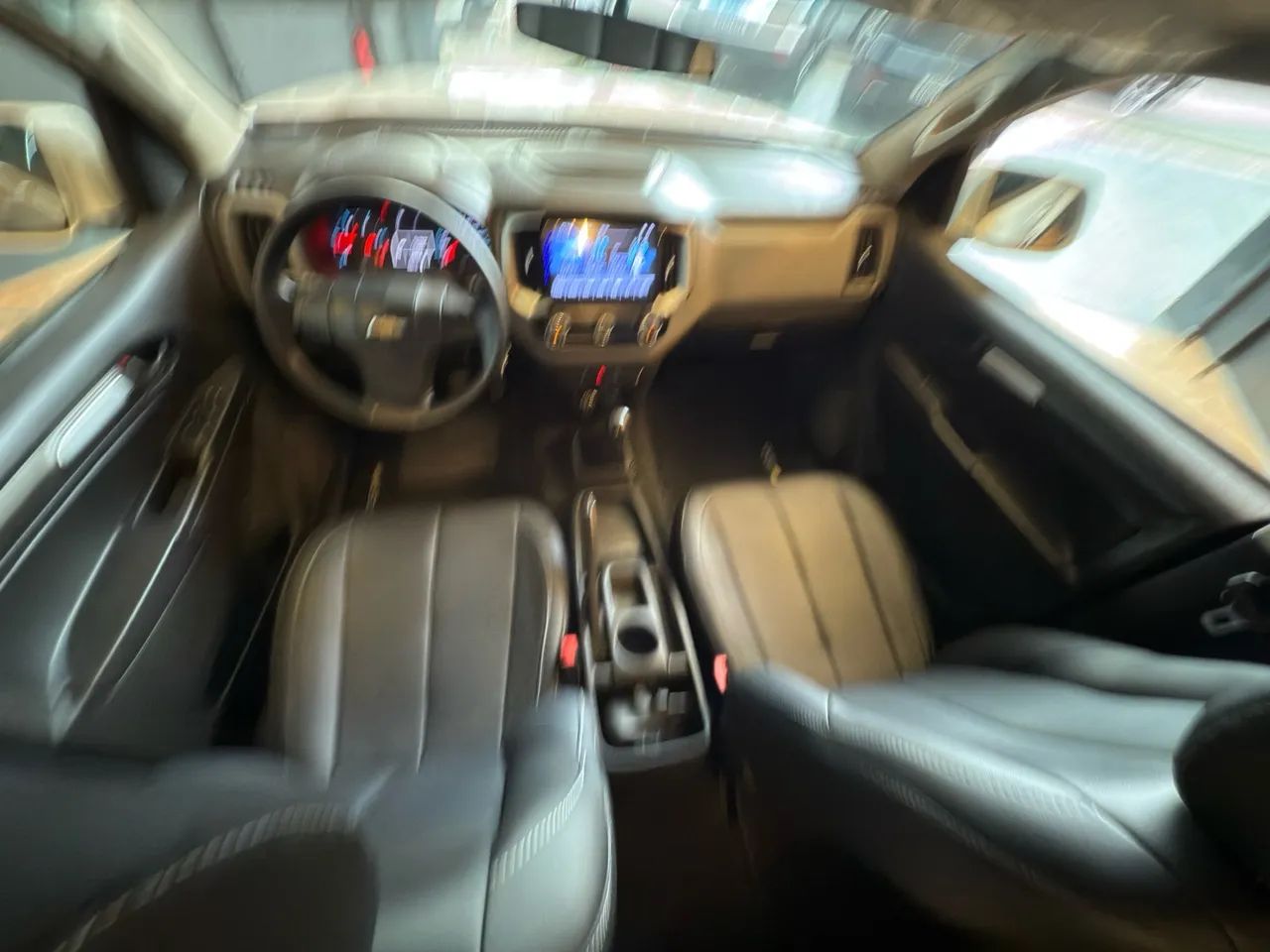 COM ENTRADA DE R$ 20 MIL REAIS!!!! CHEVROLET S10 ls 2.8 4x4 MANUAL ANO 2022 - Foto 3