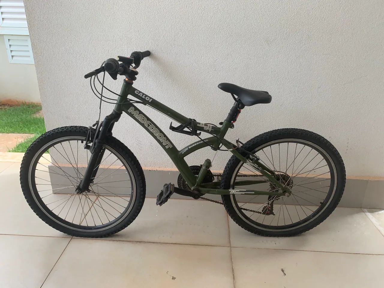Bicicleta Caloi aro 24