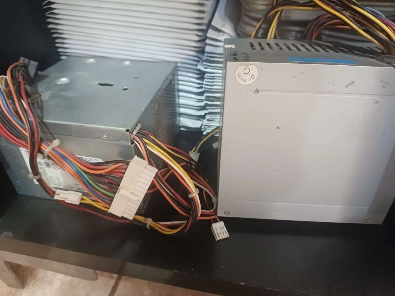 2 fontes de 24 pinos pra pc - Foto 3