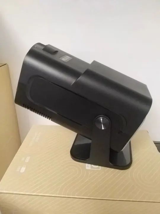 Projetor Portátil para Cinema em Casa