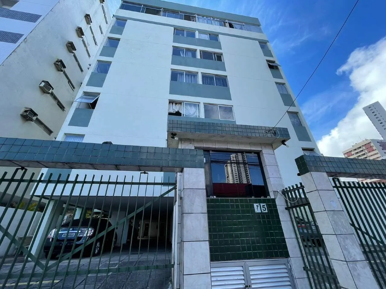 Apartamento para aluguel, 1 quarto, 1 vaga, Madalena - Recife/PE