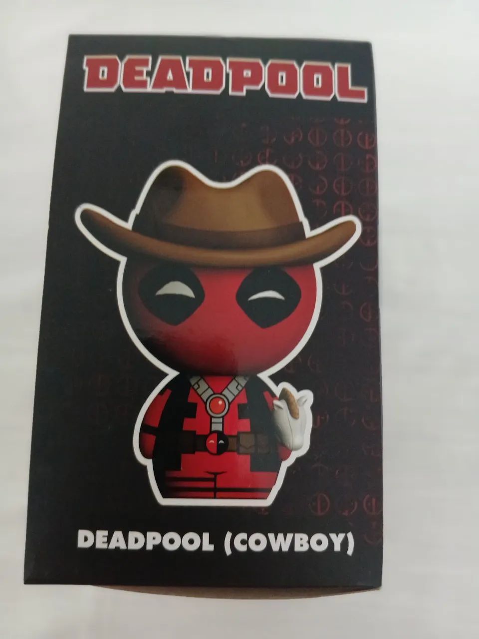 FUNKO POP  DEADPOOL EXCLUSIVE MARVEL COLLECTOR CORPS - Foto 3