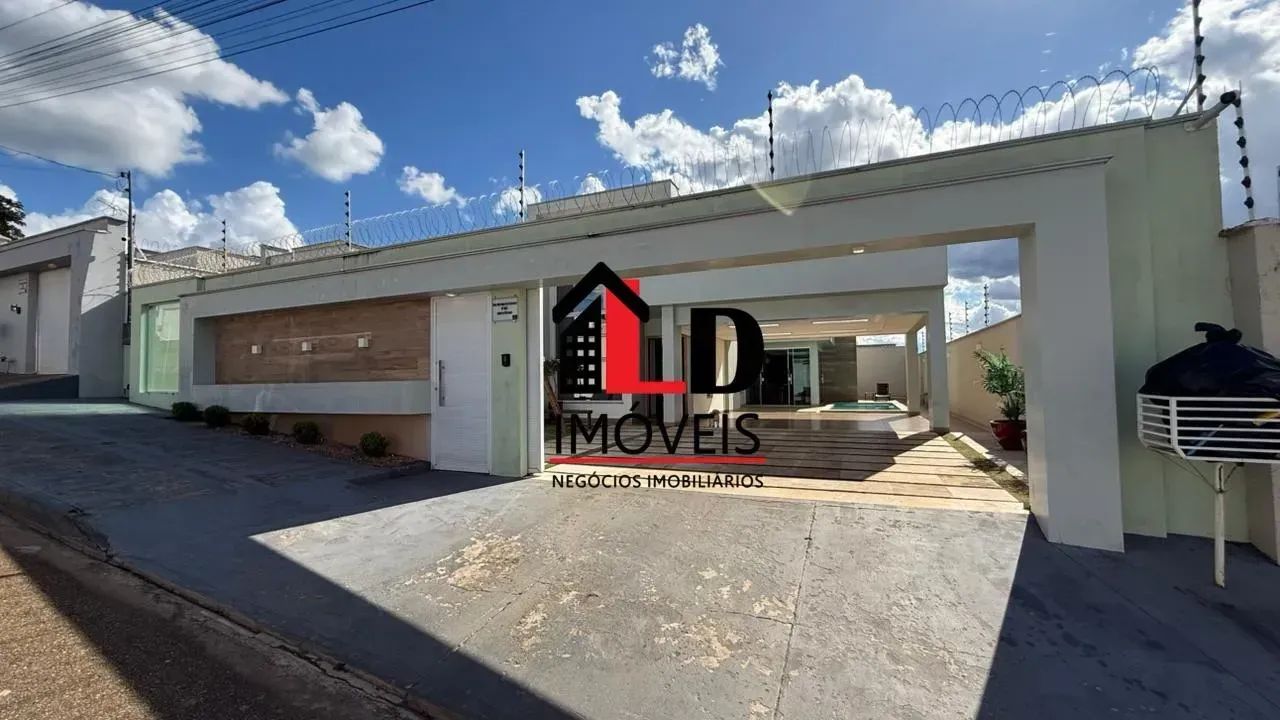 CASA ALTO PADRÃO À VENDA