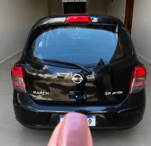 Nissan March 2013