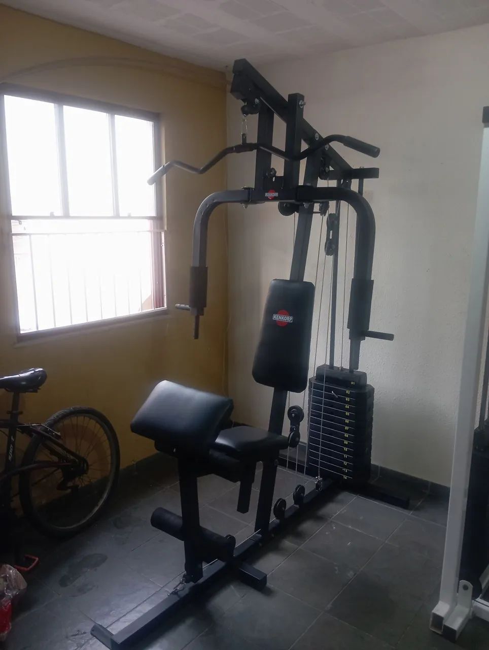 Legue pressa e estação musculação  - Foto 4