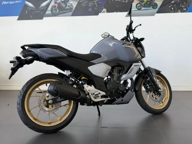 FZ15 CONNECTED  - Foto 3