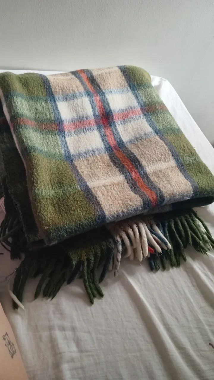 cobertor xadrez usado 